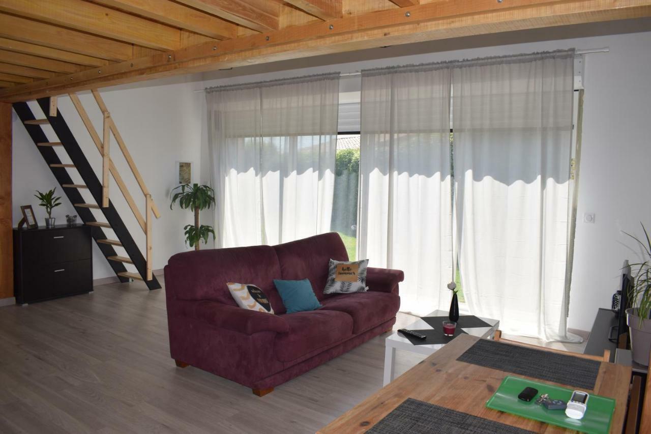 Ferienwohnung Loft Le Mistral Avec Spa Exterieur En Saison Maillane Exterior foto